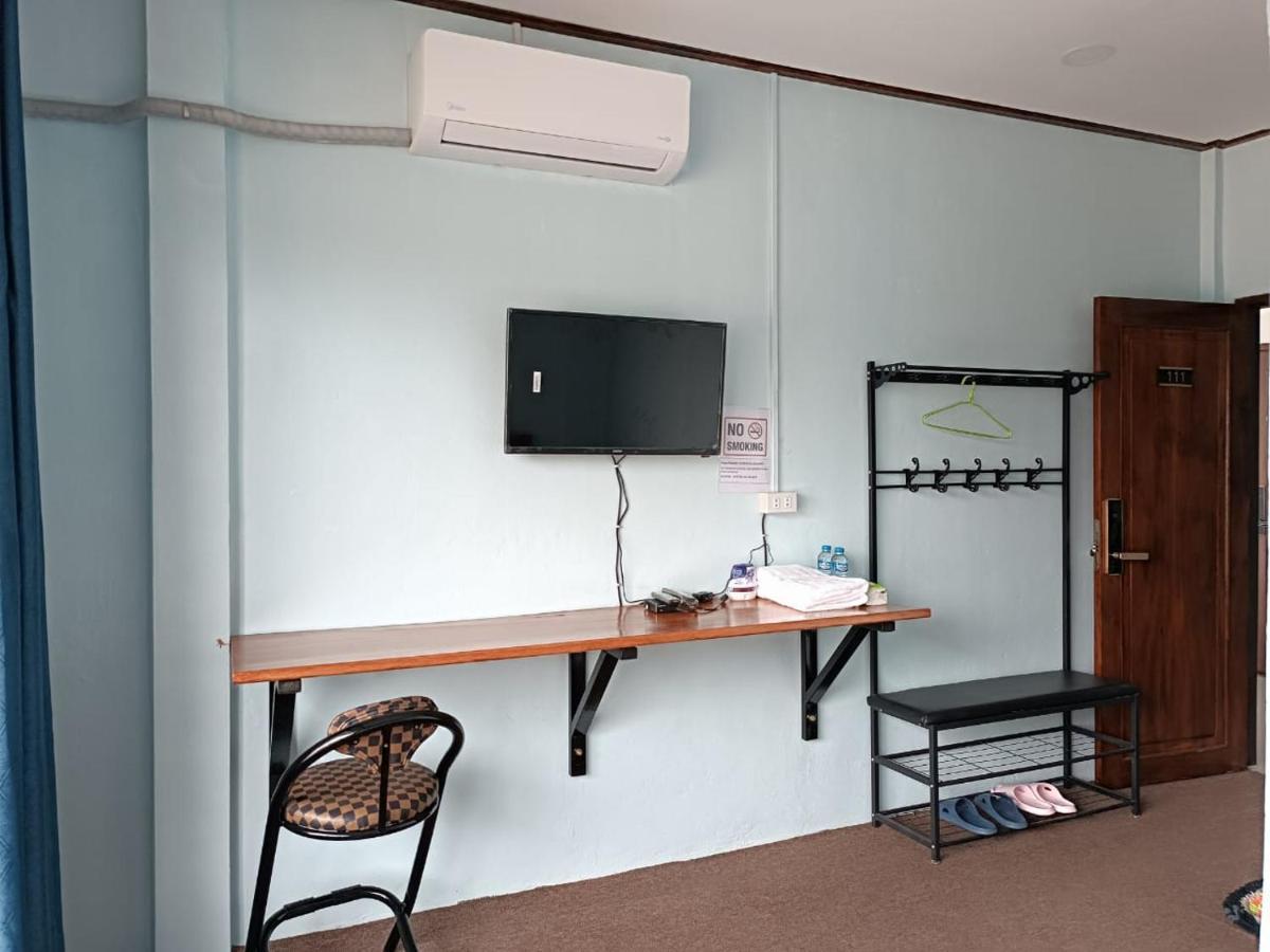 Hotel ເຮືອນພັກບີວີ Ban Thongchai-Tai Esterno foto