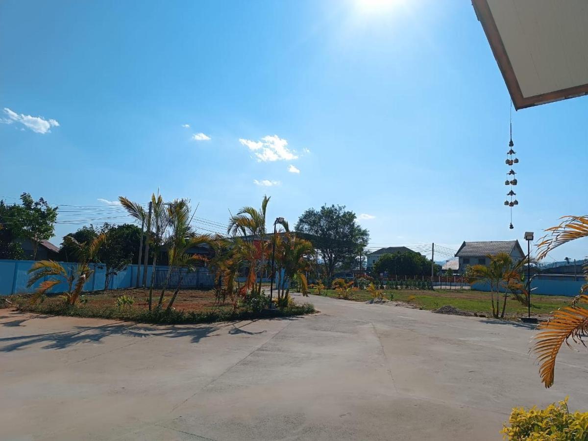 Hotel ເຮືອນພັກບີວີ Ban Thongchai-Tai Esterno foto